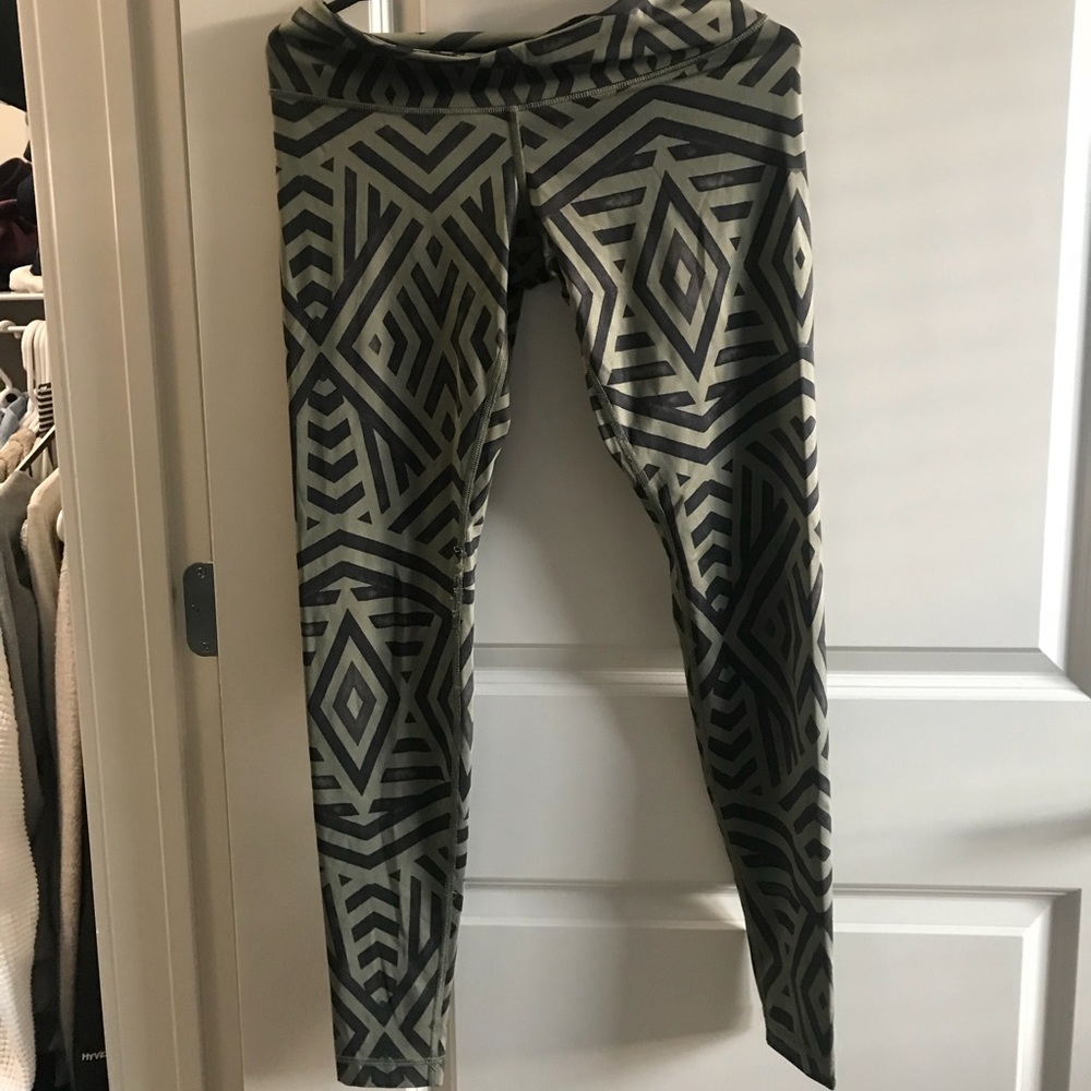 Lululemon leggings
